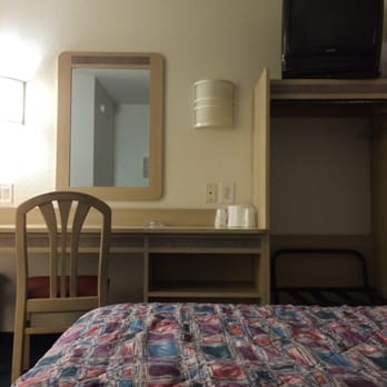 Motel 6 - Hotels Near Me - Caseyville, Illinois