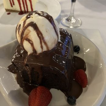 Gaido's - Chocolate Brownie Deluxe Cake - Seafood Near Me - Galveston, Texas