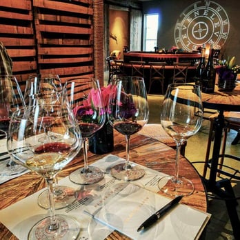 Eleven Eleven Winery - Standard tasting - Wineries Near Me - Napa, California