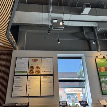 Shake Shack Burbank - Menu at Shake Shack, Burbank location. - Fast Food Near Me - Burbank, California