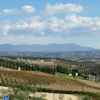Miramonte Winery - Wineries Near Me - Temecula, California