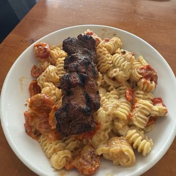 Weathervane Restaurant - Tenderloin Mac and Cheese - American Near Me - Charlevoix, Michigan Weathervane Restaurant - Tenderloin Mac and Cheese - American Near Me - Charlevoix, Michigan