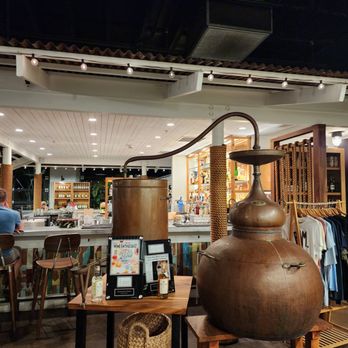Kuleana Rum Shack - Cocktail Bars Near Me - Waikoloa, Hawaii