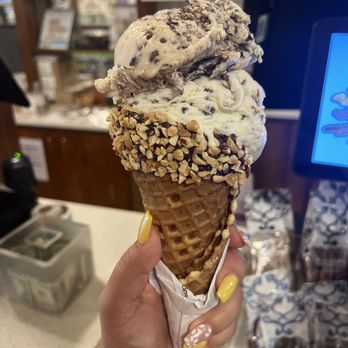 Kilwins Ice Cream - Chocolate - Fudge - Ice Cream & Frozen Yogurt Near Me - Fort Lauderdale, Florida Kilwins Ice Cream - Chocolate - Fudge - Ice Cream & Frozen Yogurt Near Me - Fort Lauderdale, Florida