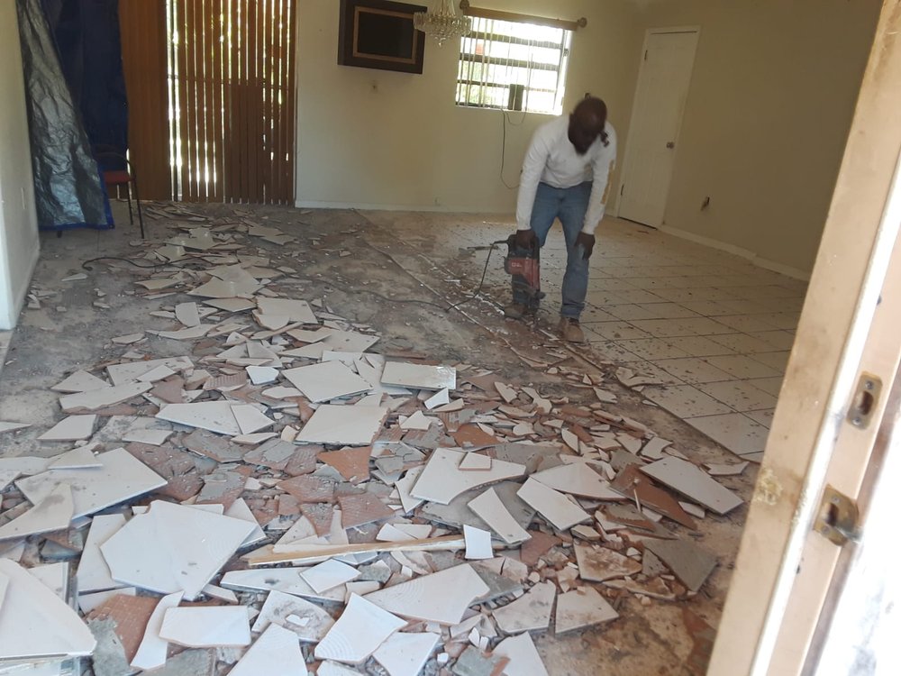 Slide of Michaelangelo Construction Group