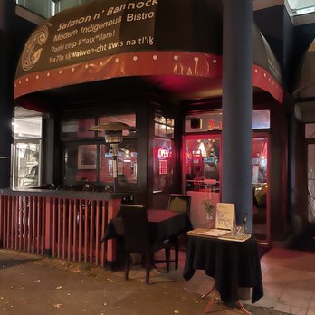 Salmon n' Bannock - The restaurant - Canadian (New) Near Me - Vancouver, British Columbia Salmon n' Bannock - The restaurant - Canadian (New) Near Me - Vancouver, British Columbia