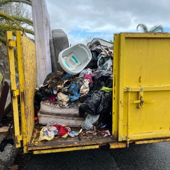 G's Junk Removal - Junk Removal Curbside - Junk Removal & Hauling Near Me - Merritt Island, Florida G's Junk Removal - Junk Removal Curbside - Junk Removal & Hauling Near Me - Merritt Island, Florida