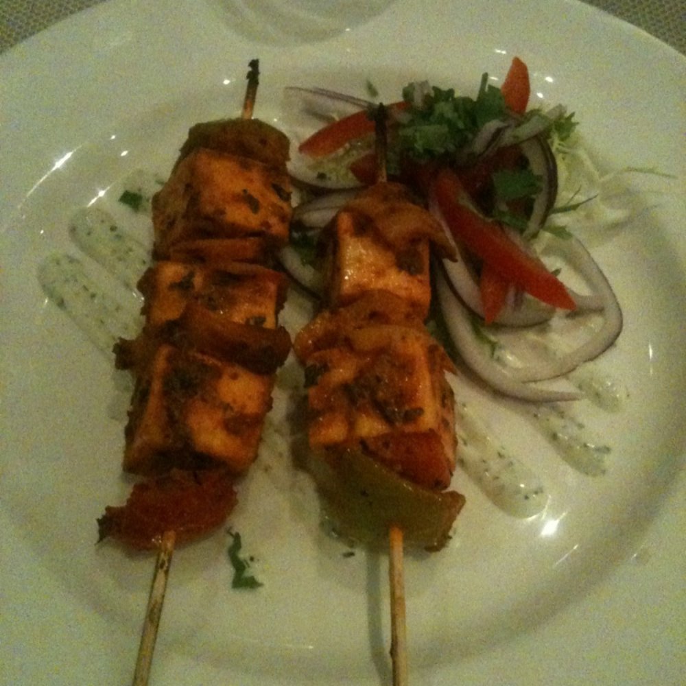 Holiday Inn Reading - Lovely paneer tandori starters at Caprice's restaurant - Hotels Near Me - Wokingham, WOK