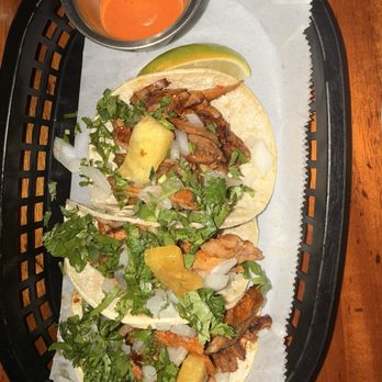 El Burger - Taco Tuesday - Burgers Near Me - San Francisco, California