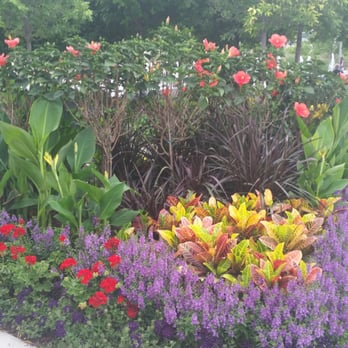 Smale Riverfront Park - Great Landscaping - Parks Near Me - Cincinnati, Ohio