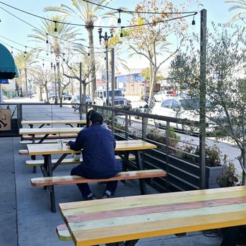 Roam & Brew Coffee - Exterior - Coffee & Tea Near Me - Montebello, California