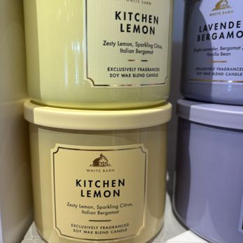 Bath & Body Works - kitchen lemon: LOVE this, my second favorite scent that only was beaten by the espresso martini - Cosmetics & Beauty Supply Near Me - Jackson, New Jersey