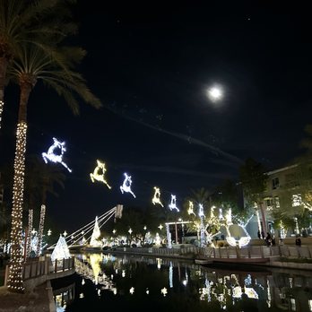 Scottsdale Waterfront - Scottsdazzle - Parks Near Me - Scottsdale, Arizona Scottsdale Waterfront - Scottsdazzle - Parks Near Me - Scottsdale, Arizona