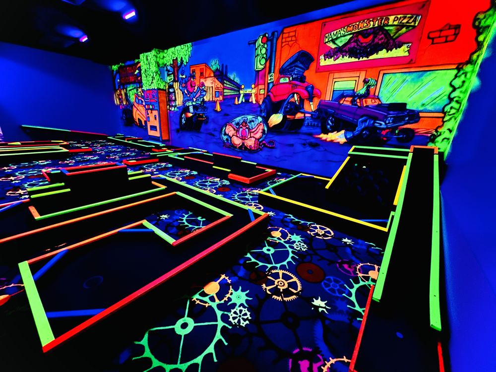 SALEM FUN CENTER Updated August 2024 32 Photos 520 East Pershing