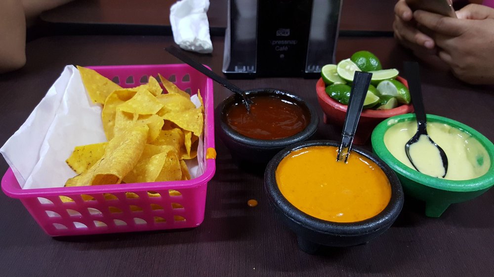 TACOS REY Av. López Mateos S/N, Ciudad Juárez, Chihuahua, Mexico