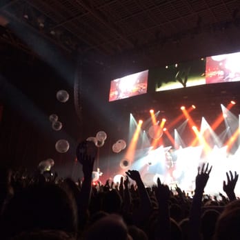 3Arena - Fall out Boy at 3 arena - Stadiums & Arenas Near Me - Dublin, D