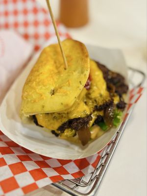 BunGraze: Flatbread Hamburgers by null