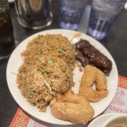 Gong Ho Restaurant - Combo 1 no eggroll extra rice