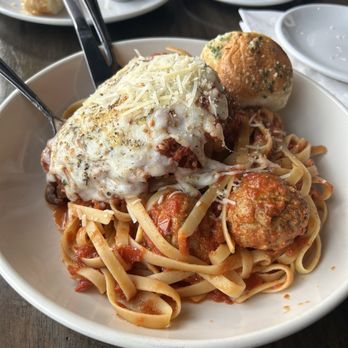 Happy Eats Pasta - Chicken Parmesan and  fettuccine - Italian Near Me - Colorado Springs, Colorado