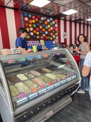 Sideshow Gelato by null