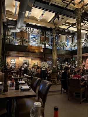 Southerleigh Fine Food & Brewery by null