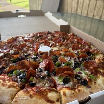 Pizza Madness Maui - Half Meat Lover & half Special - Pizza Near Me - Kihei, Hawaii Pizza Madness Maui - Half Meat Lover & half Special - Pizza Near Me - Kihei, Hawaii
