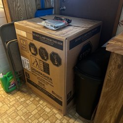 Lowe's Home Improvement - Brand new unususable dishwasher delivered 2/22