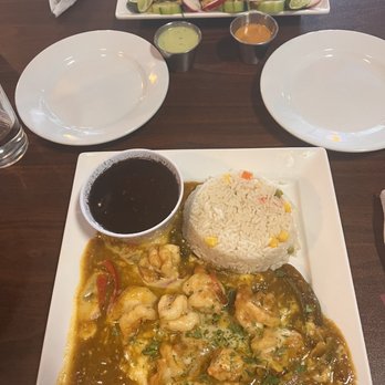 La Casa De Juan - Pictured shrimp in garlic sauces and tacos - Mexican Near Me - Orange, New Jersey