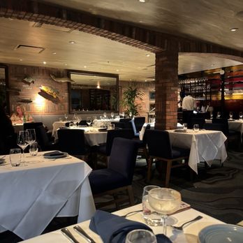 Waterbar - Back Dining area - Seafood Near Me - San Francisco, California Waterbar - Back Dining area - Seafood Near Me - San Francisco, California