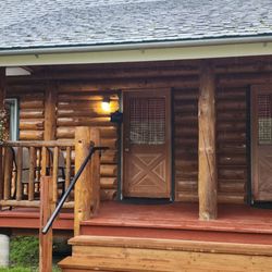 Talkeetna Cabins - Cabin 3 is left side of this building.