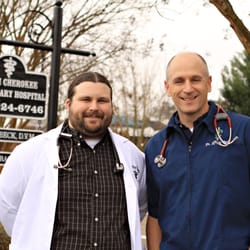 South Cherokee Veterinary Hospital - Dr Mracna and Dr Beck