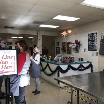 Moravian Cookies Bakery of MRS Hanes