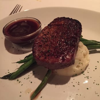 Sullivan's Steakhouse - Filet mignon - Steakhouses Near Me - Omaha, Nebraska Sullivan's Steakhouse - Filet mignon - Steakhouses Near Me - Omaha, Nebraska