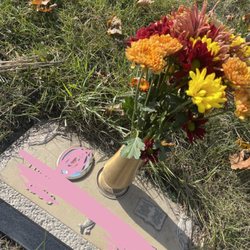 Mt Glenwood Memory Gardens & Crematory South - The vase before it has gone missing.