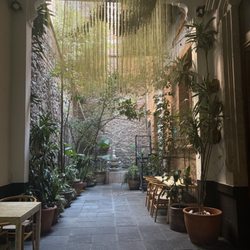 El Patio77