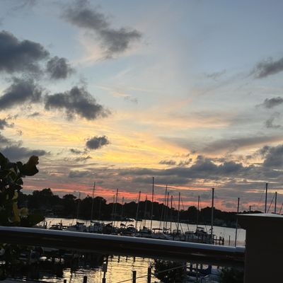 Mike's Crab House North by null