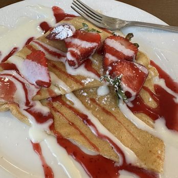 Cafe Ez - Strawberry Cheesecake Crepe - Breakfast & Brunch Near Me - Elkridge, Maryland Cafe Ez - Strawberry Cheesecake Crepe - Breakfast & Brunch Near Me - Elkridge, Maryland