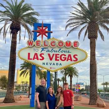 Grand Adventures Tours - Las Vegas Sign - Walking Tours Near Me - Las Vegas, Nevada