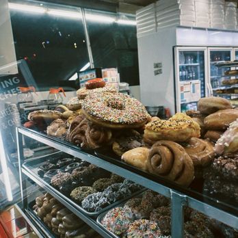 Doughnut Hut - Donuts Near Me - Burbank, California Doughnut Hut - Donuts Near Me - Burbank, California