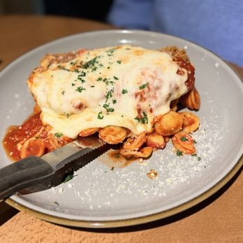 Pomelia - Chicken parmigiana - Italian Near Me - Brunswick, Maine