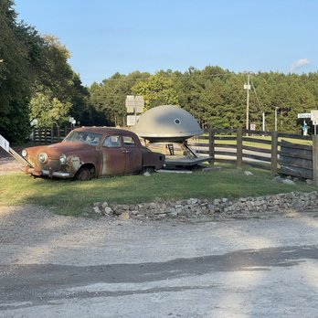 Corner Market BBQ - Entrance - Barbeque Near Me - Petersburg, Virginia