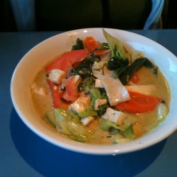 Thai Thai Restaurant - Green curry with tofu - Thai Near Me - Bishop, California