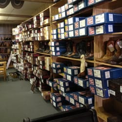 Waynes Boot Shop - Boots galore