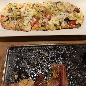 Slater's 50/50 - Veggie flatbread - Burgers Near Me - Las Vegas, Nevada Slater's 50/50 - Veggie flatbread - Burgers Near Me - Las Vegas, Nevada