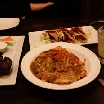 The Ranch House - Sweet mango chile wings, BBQ won ton tacos, Christmas chile queso waffle fries, and a smoked pineapple margarita - American Near Me - Santa Fe, New Mexico The Ranch House - Sweet mango chile wings, BBQ won ton tacos, Christmas chile queso waffle fries, and a smoked pineapple margarita - American Near Me - Santa Fe, New Mexico