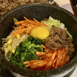 Dol sot bi bim bap Dol sot bi bim bap