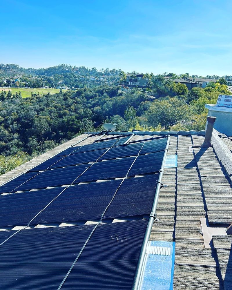 Slide of Arenas Contracting