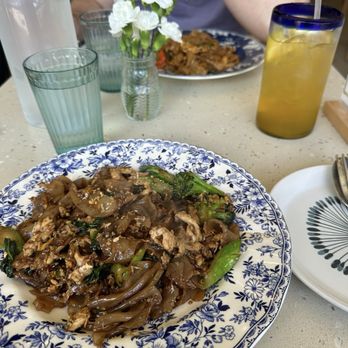 Forever Thai - Lunch Guay Tiew Pad See Ew - Thai Near Me - Brooklyn, New York