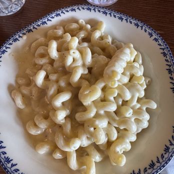 22 Bowen's - Mac & Cheese - New American Near Me - Newport, Rhode Island 22 Bowen's - Mac & Cheese - New American Near Me - Newport, Rhode Island