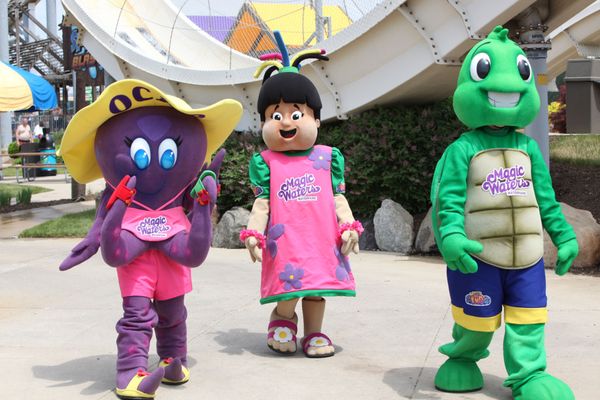 Hurricane Harbor Rockford by null